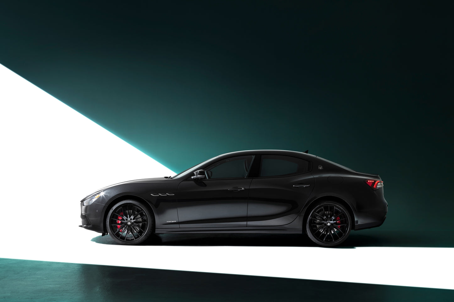 Maserati Ghibli S Q4 GranSport Nerissimo
