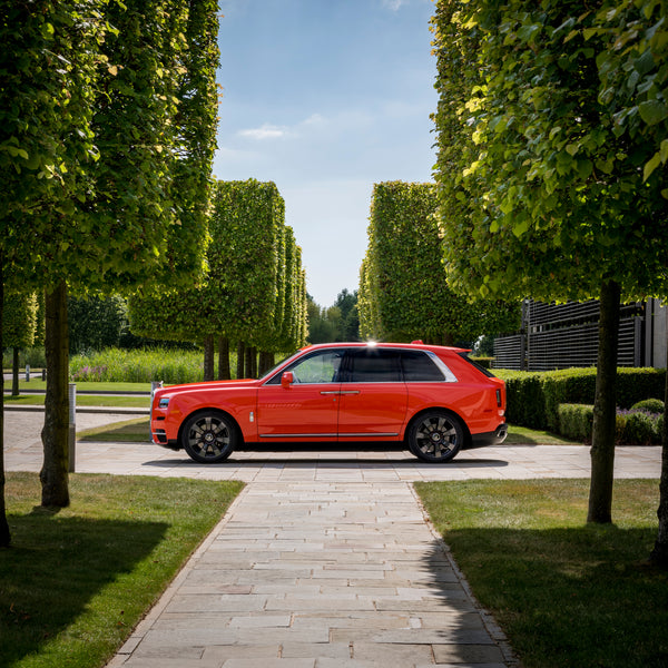 Rolls-Royce Cullinan Garden Elegance